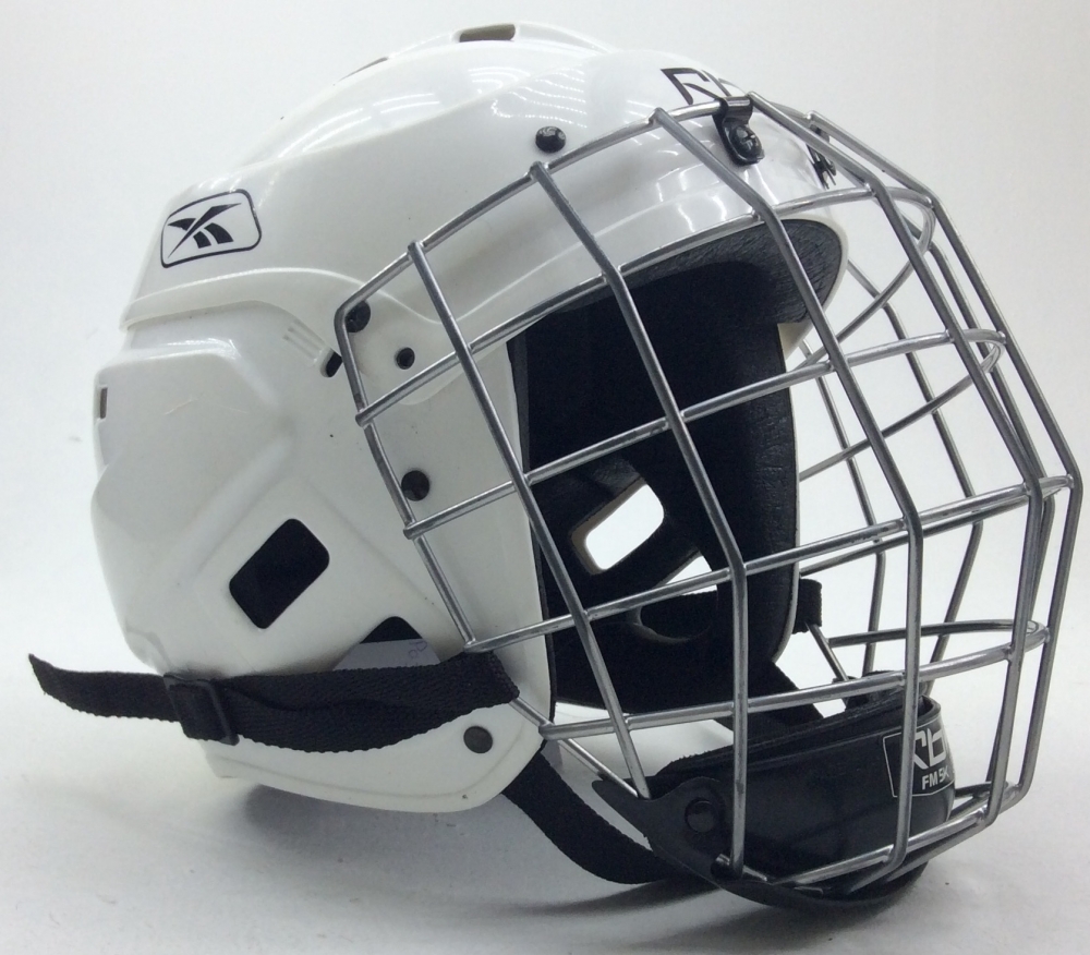 Купить б у шлема. Шлем хоккейный Reebok 3k. Хоккейный шлем Reebok 3k (SR). Хоккейный шлем Reebok 3k размер l. Шлем хоккейный Reebok 5k.